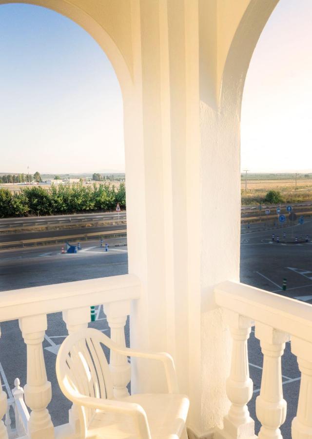 Hotel El Cruce Чаучина Экстерьер фото